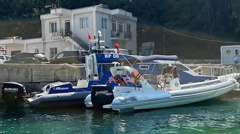Ishte duke bërë zhytje, 27-vjeçari me gomone plagos turistin në Gjipe