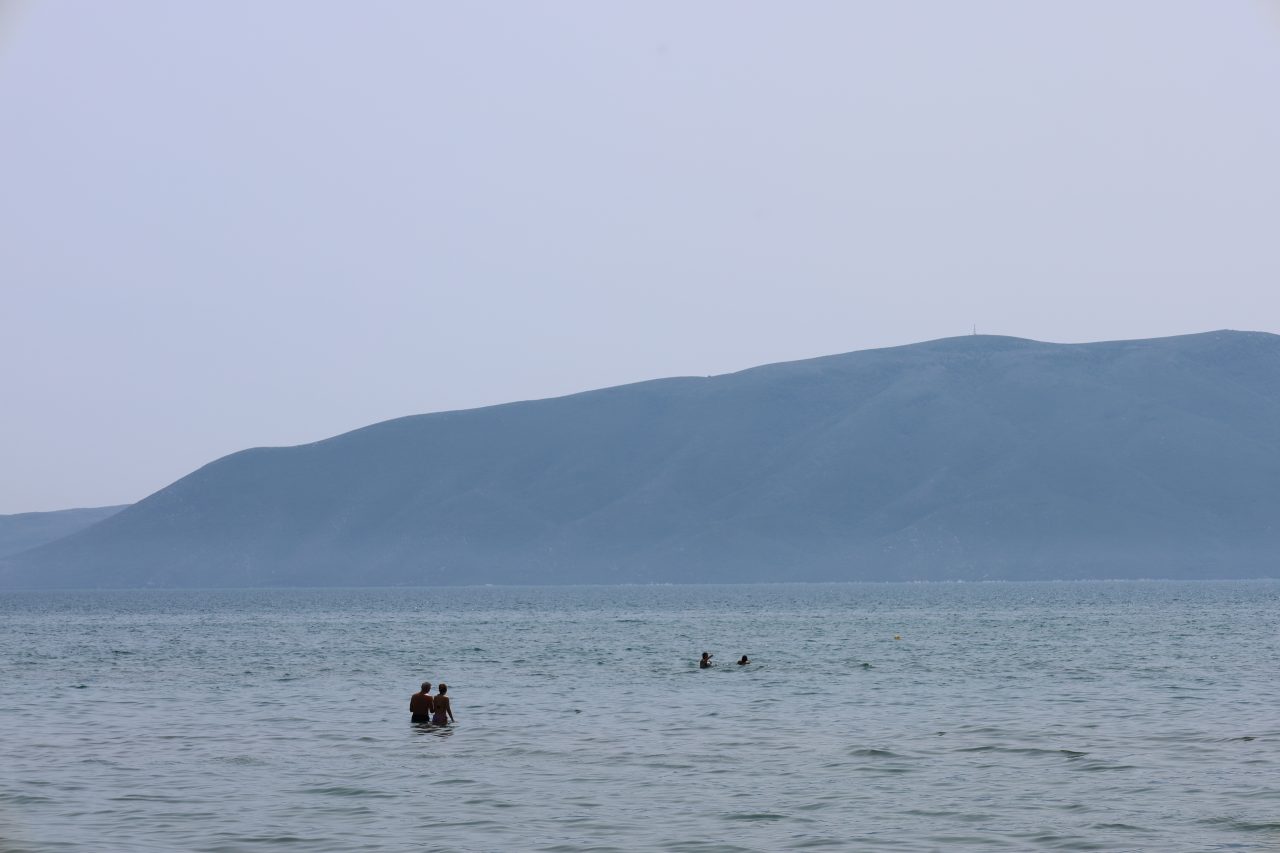 Regjistrohet viktima e parë në plazhin e Vlorës, humb jetën duke notuar turisti italian