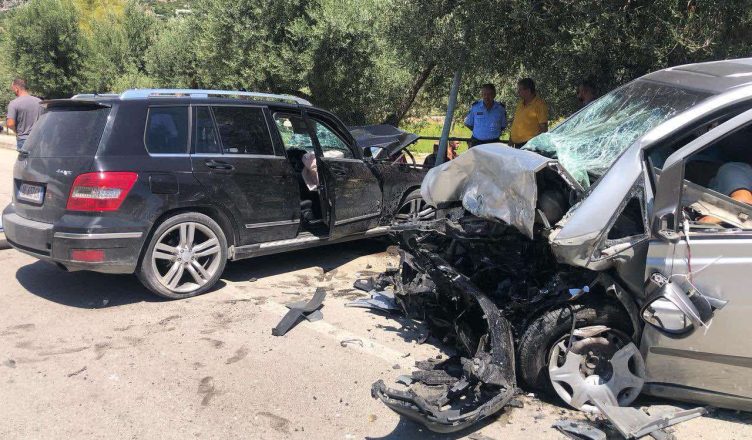 Aksident tragjik në Borsh: Humbin jetën dy bashkëshortë, dy të tjerë të plagosur