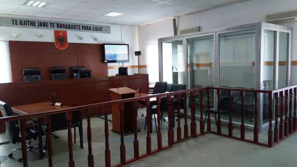 Avokatët e Vlorës denoncojnë: Janë bllokuar mijëra çështje Apel, KLGJ po shkakton kolaps në drejtësi
