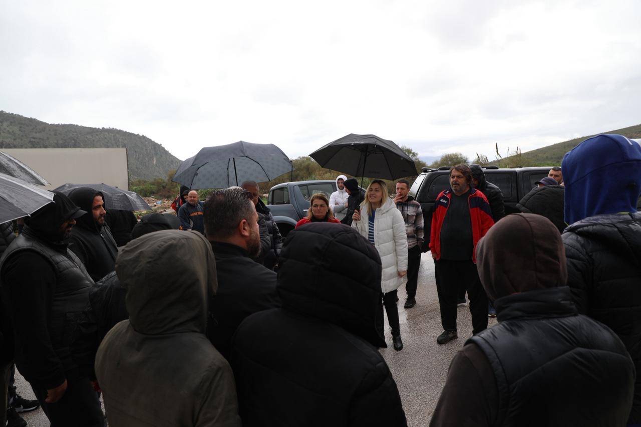 Fermerët e Konispolit në protestë, kërkojnë mbështetje nga shteti për dëmet që u janë shkaktuar nga përmbytjet