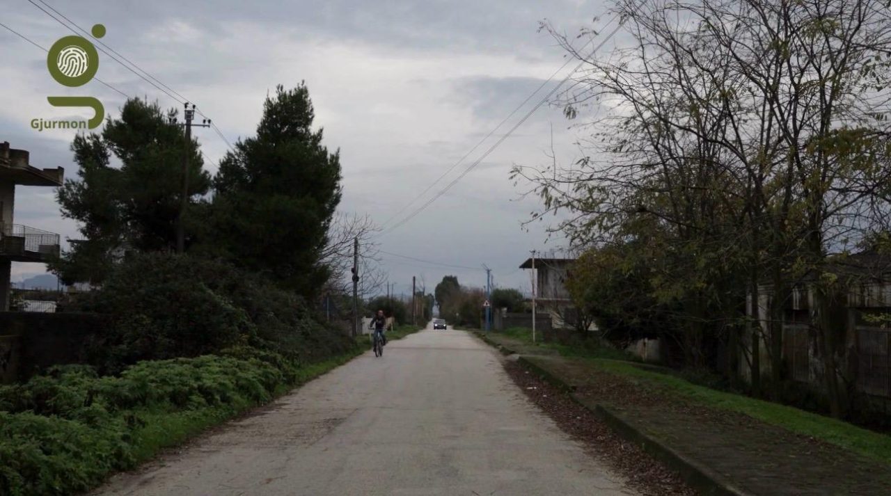 Bishani dhe Poro, fshatrat shumë pranë Vlorës që janë braktisur