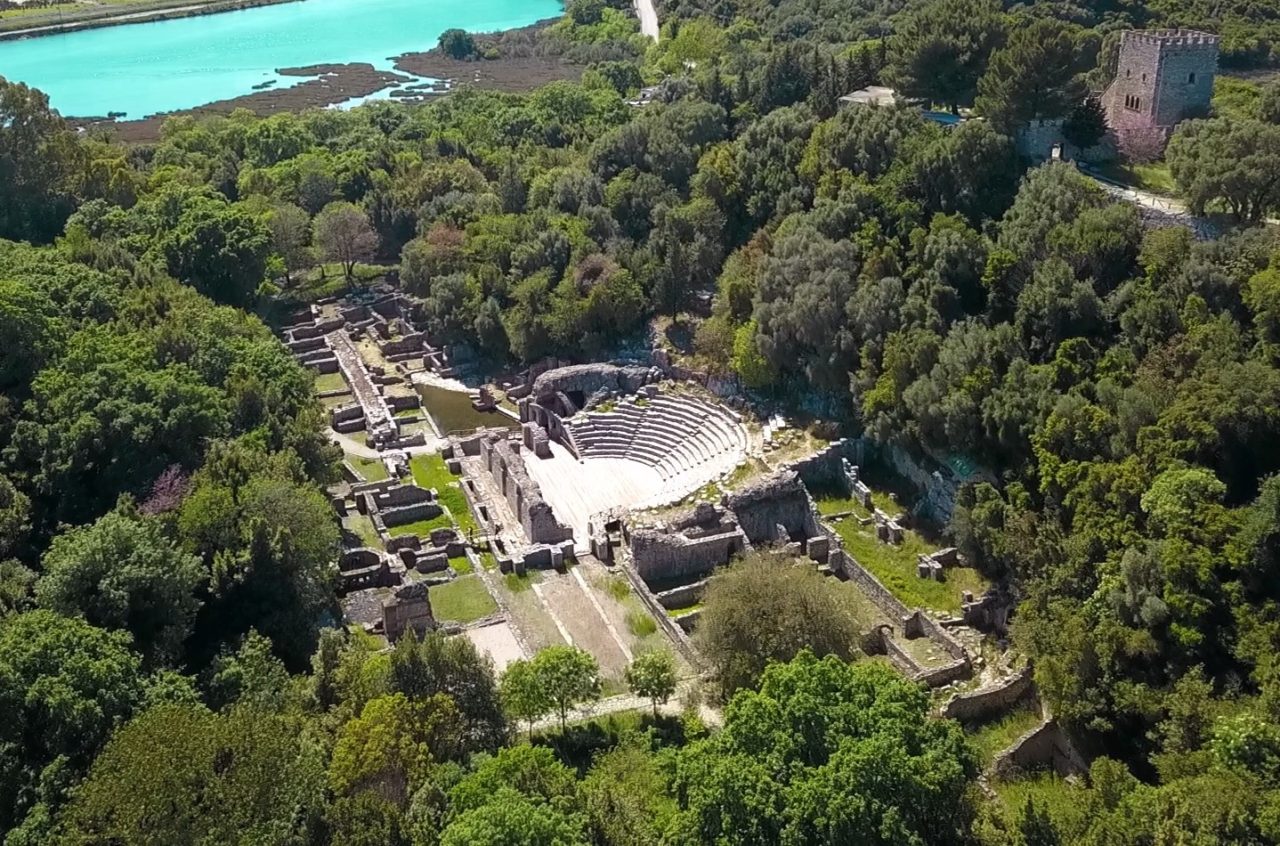 Lejuan ndërtimet pa leje në zonë të mbrojtur në Butrint, Prokuroria Sarandë dërgon në gjyq inspektorët dhe investitorët