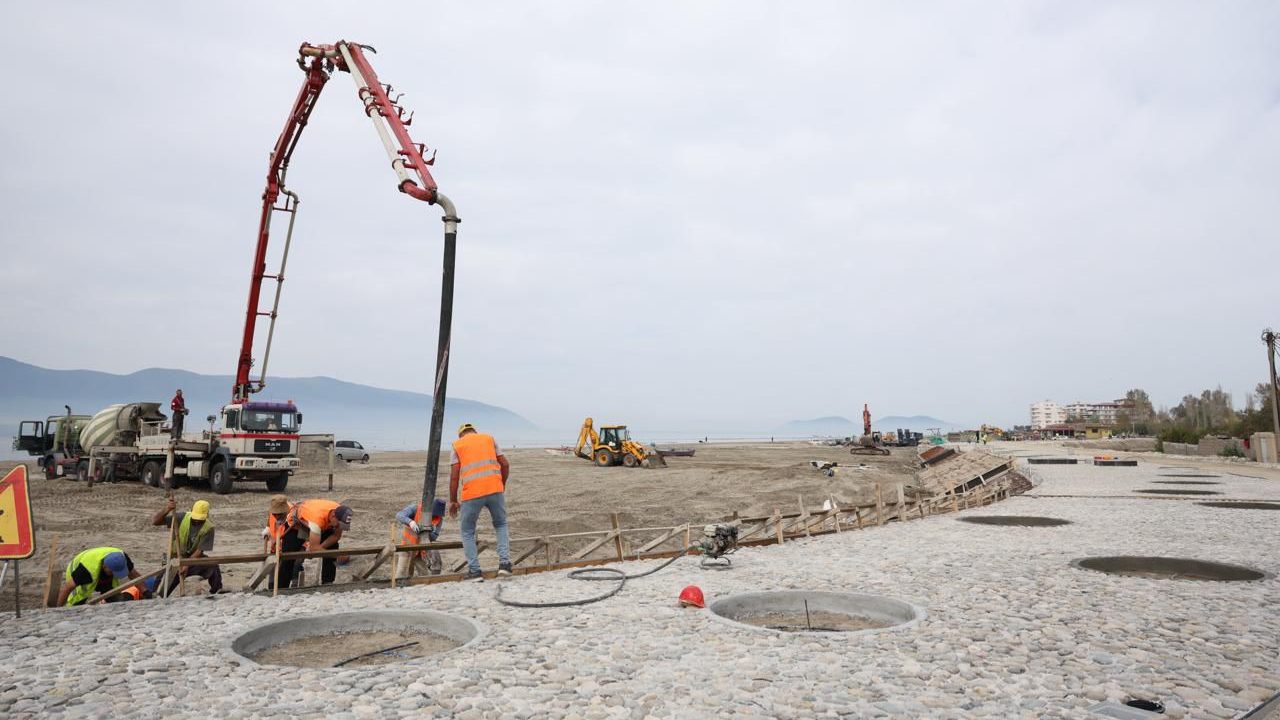 “Lungomare 4” premtohet të përfundojë në 15 Maj, problematika e mungesë së parkimit kryefjalë